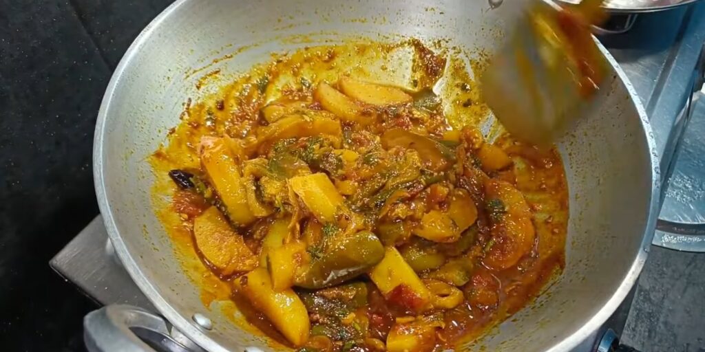 आलू बैंगन की सब्जी की खासियत